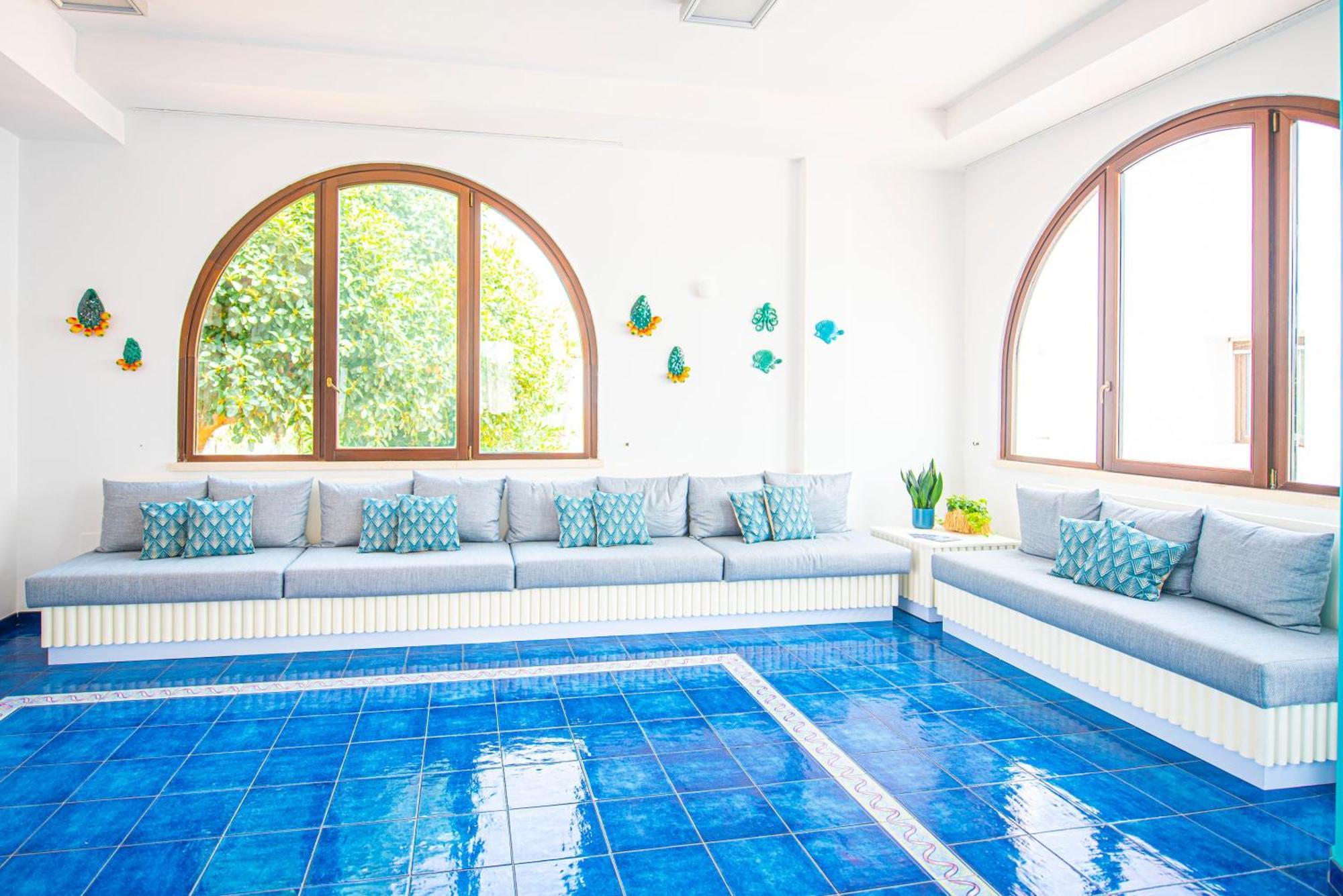 Pietrablu Resort & Spa - Cdshotels Полиньяно-а-Маре Экстерьер фото